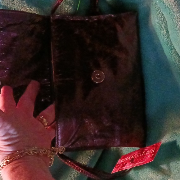 An envelope bag marked "Susan Farber Collection". - Picture 4 of 11